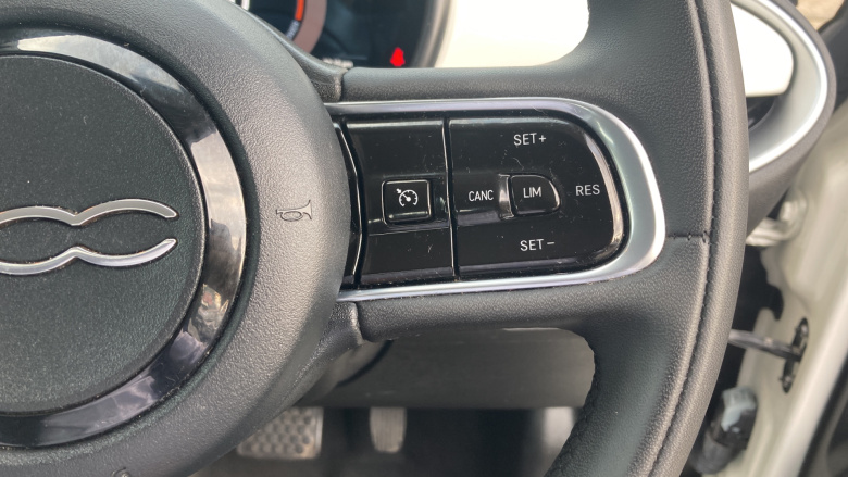 Fiat 500 87kW Icon 42kWh 3dr Auto Electric Hatchback